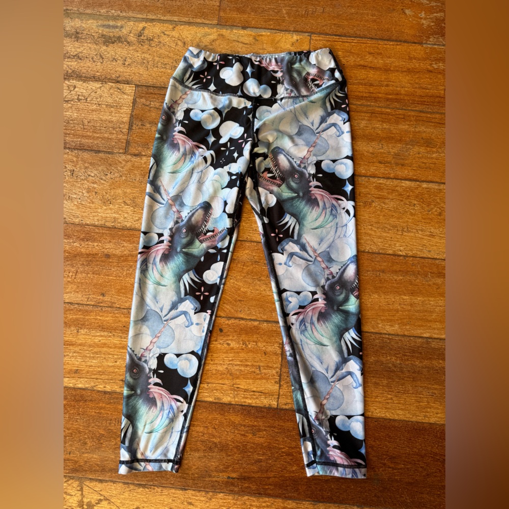 Wodbottom tights size small in unicorn design.